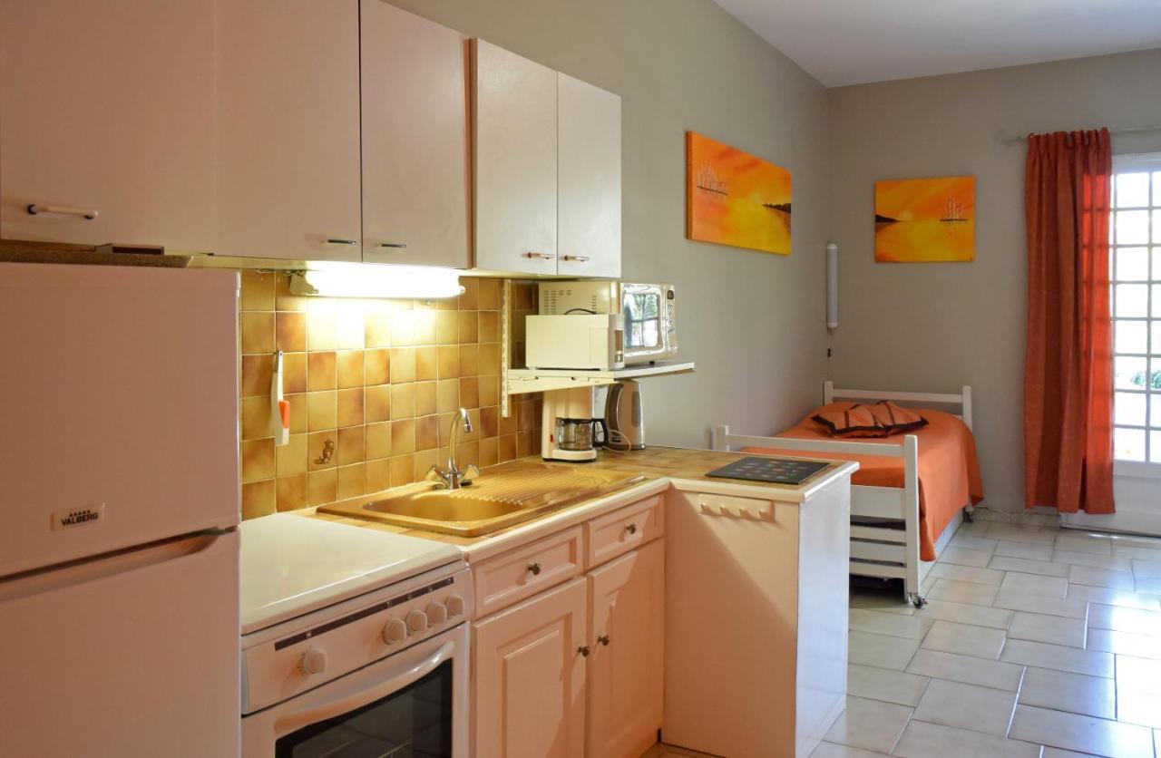 Appartements Dans Villa En Rez De Jardin Hyères المظهر الخارجي الصورة