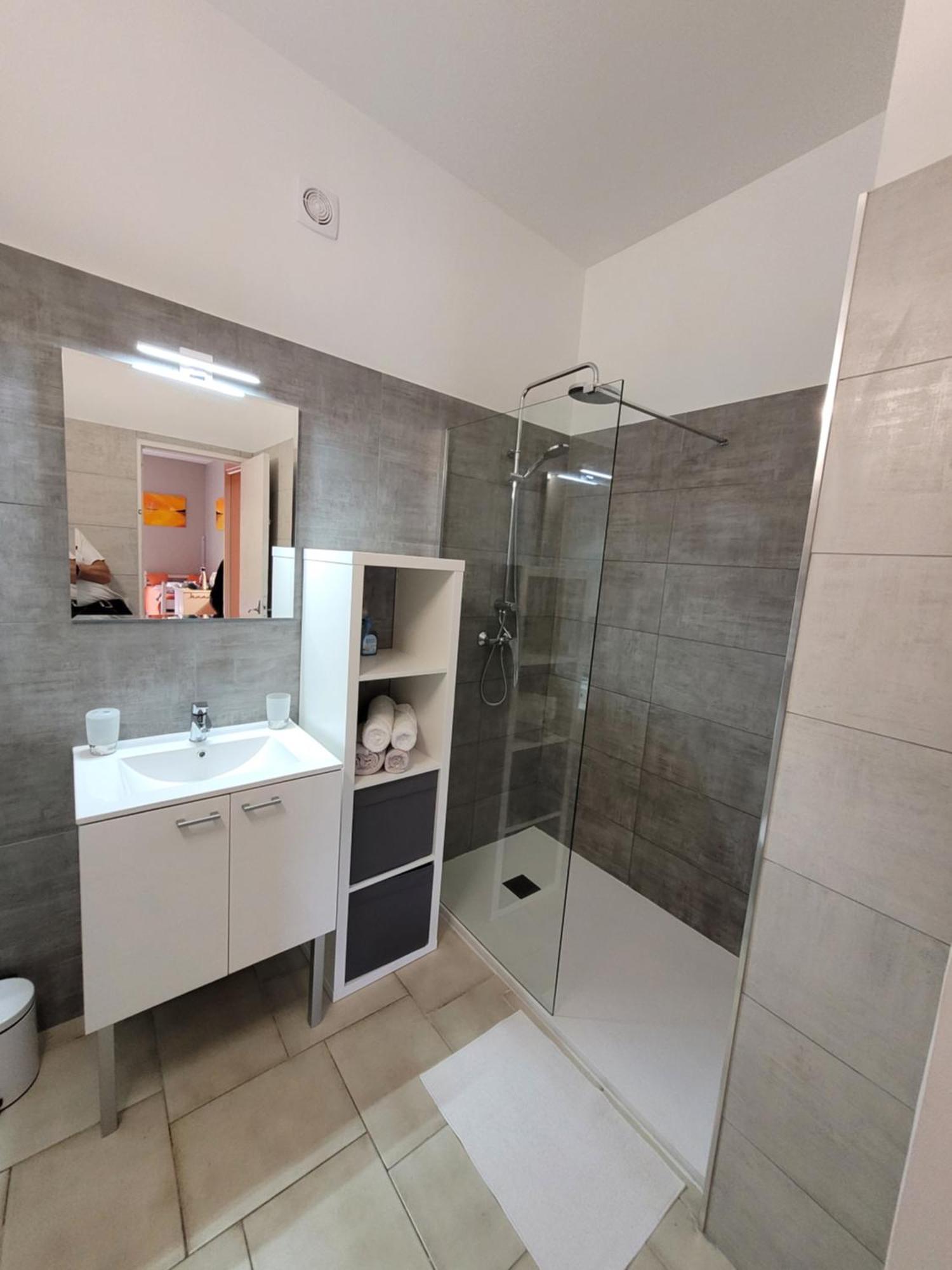 Appartements Dans Villa En Rez De Jardin Hyères المظهر الخارجي الصورة