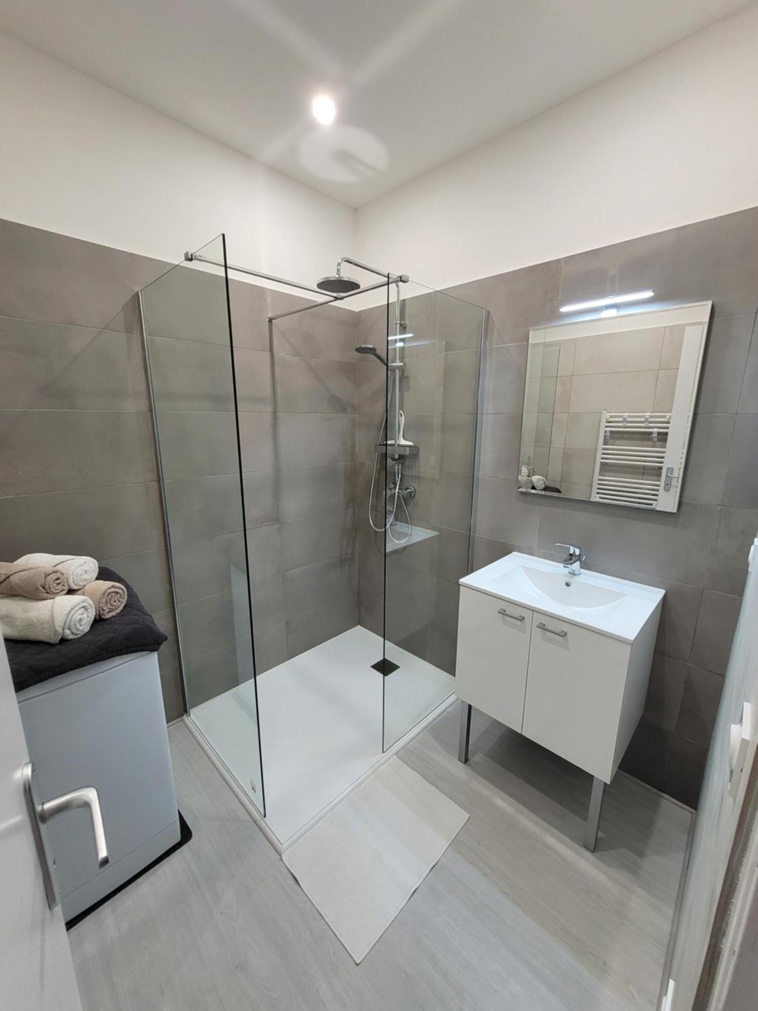 Appartements Dans Villa En Rez De Jardin Hyères المظهر الخارجي الصورة