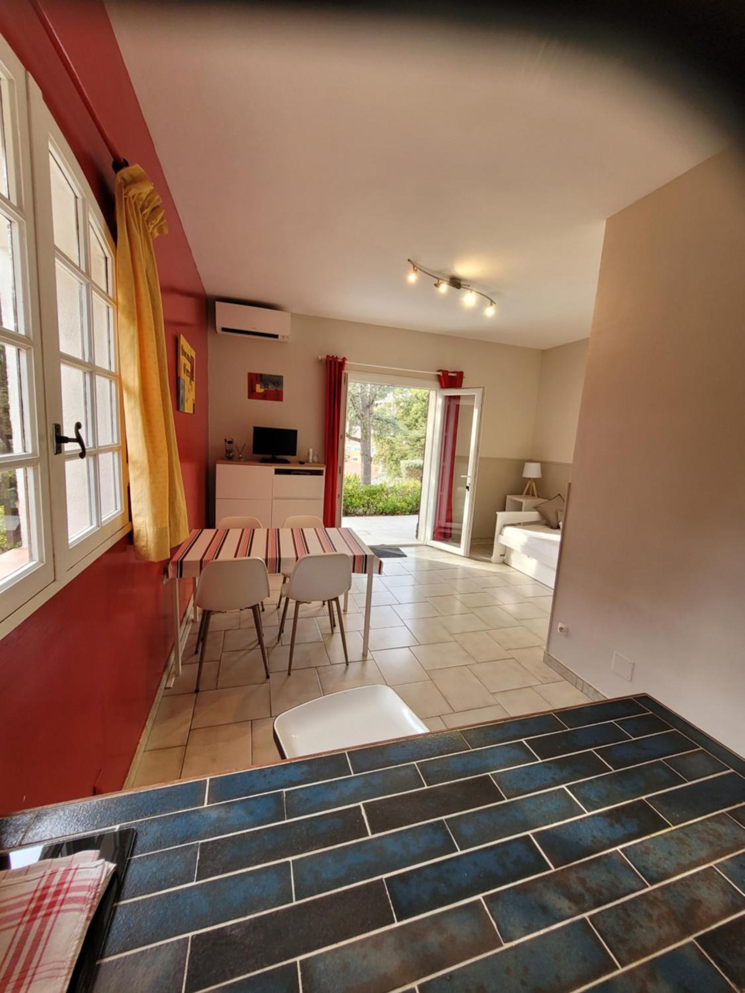 Appartements Dans Villa En Rez De Jardin Hyères المظهر الخارجي الصورة
