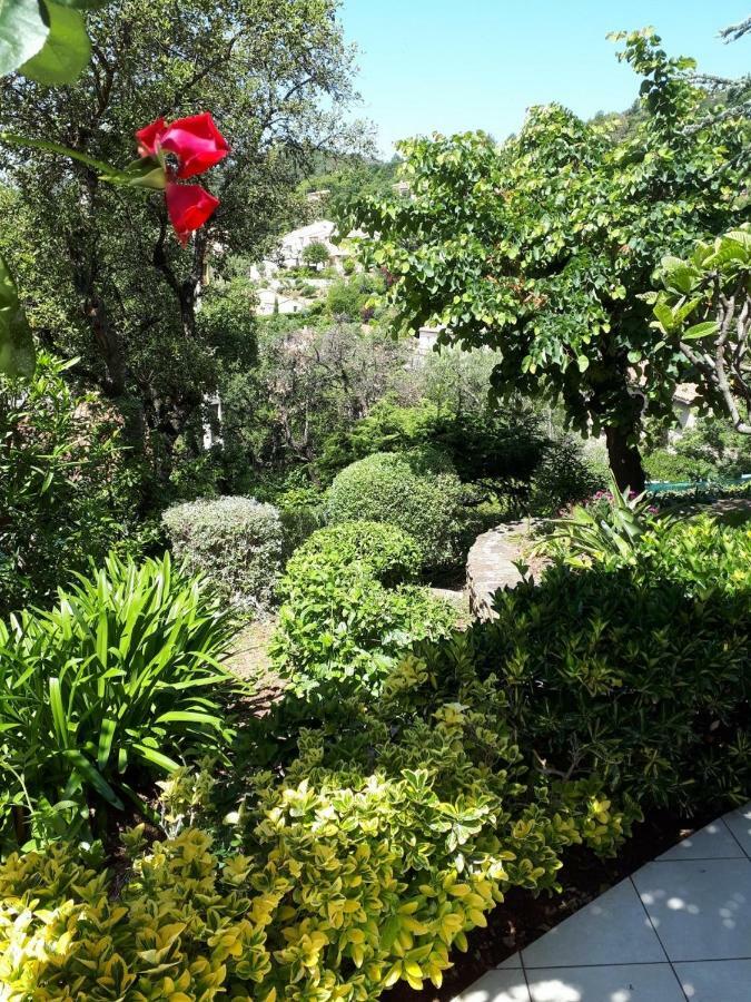 Appartements Dans Villa En Rez De Jardin Hyères المظهر الخارجي الصورة